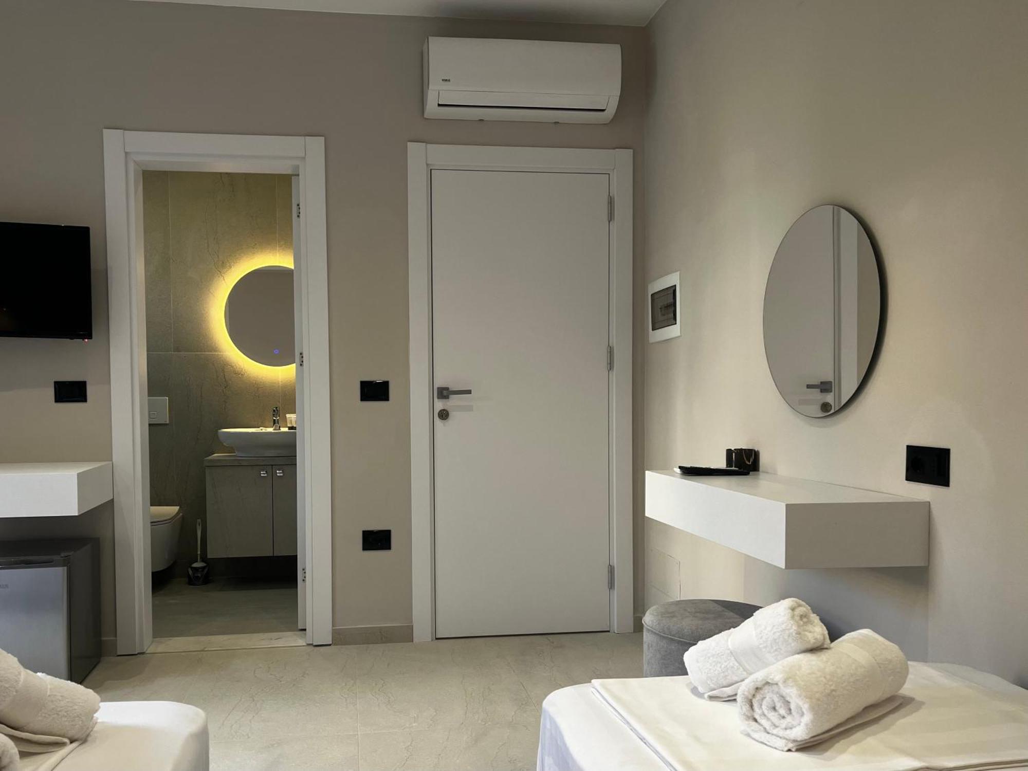 Lian'S Rooms Vlorë Exterior foto